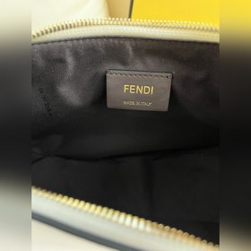 Белая сумка Fendipraphy большого разме