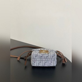 Коллекция Fendi Daning Mama Mini Bague