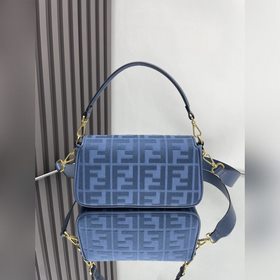FENDI Лимитированная серия ярких вышит