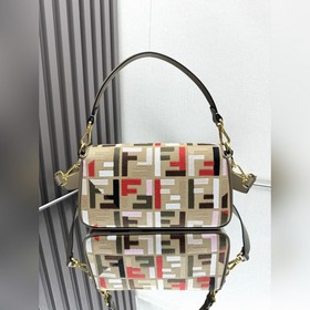 FENDI Лимитированная серия ярких вышит