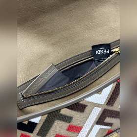 FENDI Лимитированная серия ярких вышит