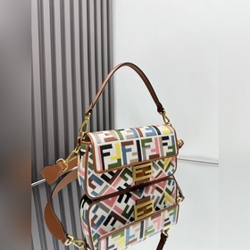 FENDI Лимитированная серия ярких вышит
