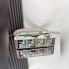 FENDI Лимитированная серия ярких вышит