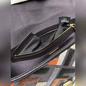 FENDI Лимитированная серия ярких вышит