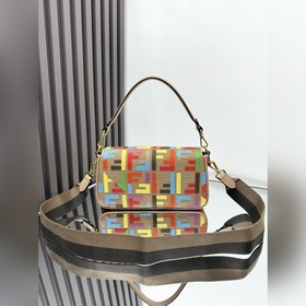 FENDI Лимитированная серия ярких вышит