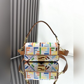 FENDI Лимитированная серия ярких вышит