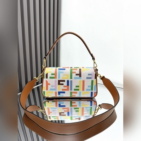 FENDI Лимитированная серия ярких вышит