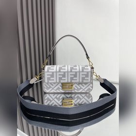 FENDI Лимитированная серия ярких вышит