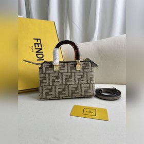 Серая ткань Кстати, мини-сумочка А