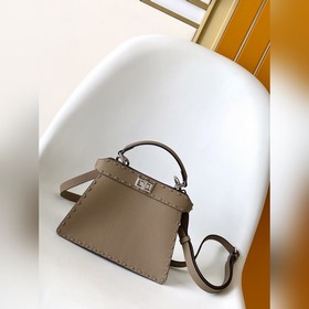 Серый Fendi Iconic Peekaboo ISeeU Mi