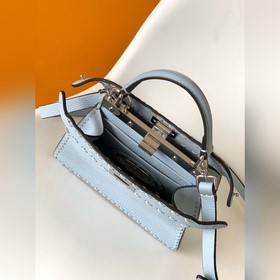 Светло-голубой Fendi Iconic Peekaboo