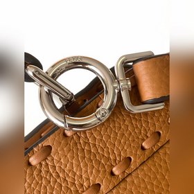 Коричневый Fendi Iconic Peekaboo ISe