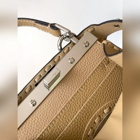 Абрикос Fendi Iconic Peekaboo ISeeU 