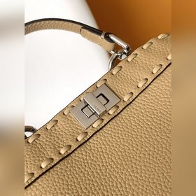 Абрикос Fendi Iconic Peekaboo ISeeU 