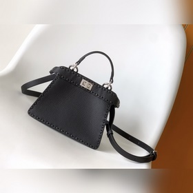 Черный Fendi Iconic Peekaboo ISeeU M