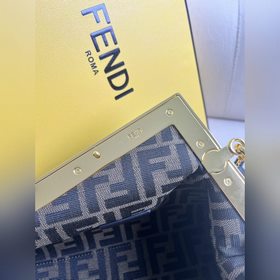 Черный Fendi First Small Handbag Р