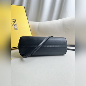 Черный Fendi First Small Handbag Р
