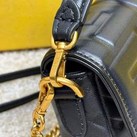 Название： FENDI (BAGUETTE) Качество：