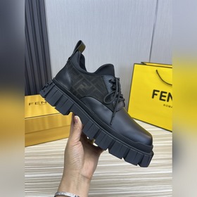 Официальный сайт FENDI Мужские кожаные