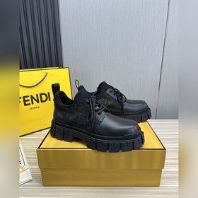 Официальный сайт FENDI Мужские кожаные