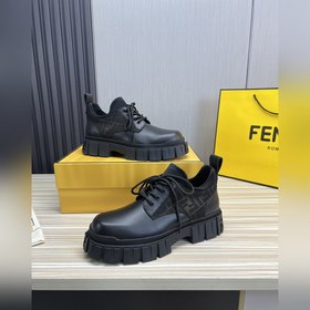 Официальный сайт FENDI Мужские кожаные