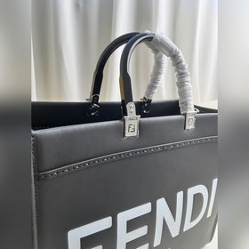Черно-белый Средняя сумка Fendi Suns