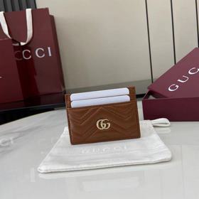 Этот кожаный кошелек GG Marmont изгото