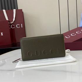 Коллекция GG Marmont привлекает яркими
