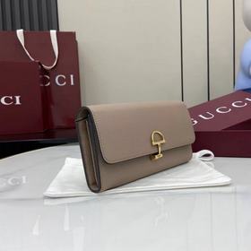 Эта сумка через плечо Gucci Softbit ма