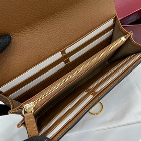 Эта сумка через плечо Gucci Softbit ма