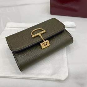 Gucci продолжает развивать свое богато