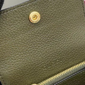 Gucci продолжает развивать свое богато
