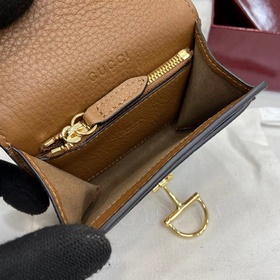 Gucci продолжает развивать свое богато