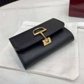 Gucci продолжает развивать свое богато