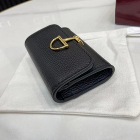 Gucci продолжает развивать свое богато