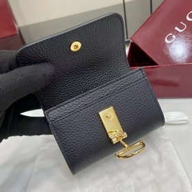 Gucci продолжает развивать свое богато