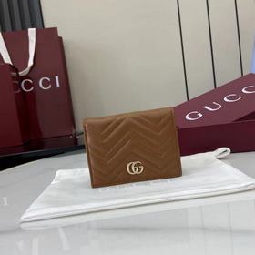 Этот мини-кошелек GG Marmont изготовле