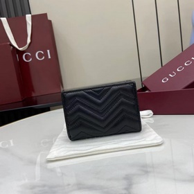 GG Marmont Quilted Cardholder. Классич