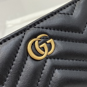 GG Marmont Quilted Cardholder. Классич