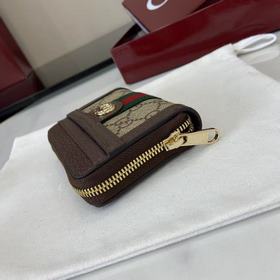 Коллекция Ophidia представляет собой я