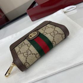 Коллекция Ophidia представляет собой я