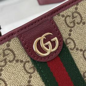 Коллекция Ophidia представляет собой я