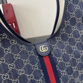 Коллекция Gucci Giglio дебютировала на