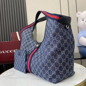 Коллекция Gucci Giglio дебютировала на