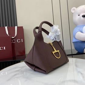 Новая сумка через плечо Gucci Softbit