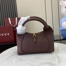 Новая сумка через плечо Gucci Softbit