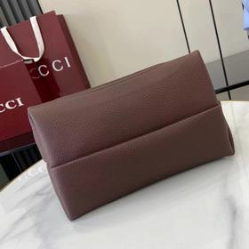 Новая сумка через плечо Gucci Softbit 