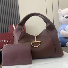 Новая сумка через плечо Gucci Softbit