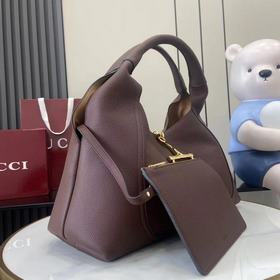 Новая сумка через плечо Gucci Softbit