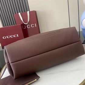Новая сумка через плечо Gucci Softbit 